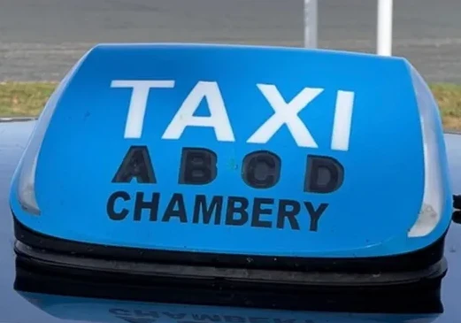 radio-taxi-chambery-lanterne-taxi